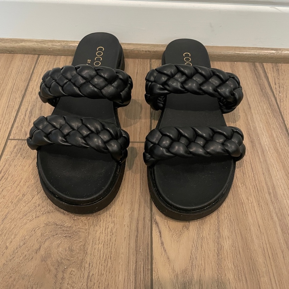 coconuts by matisse sandals size 10